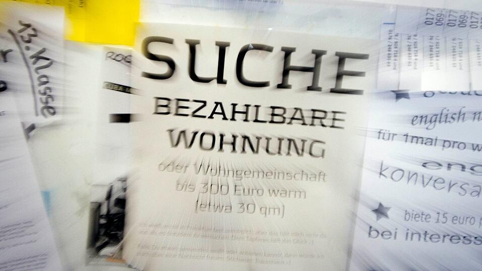 In vielen Gro&szlig;st&auml;dten sind Wohnungen hei&szlig; begehrt.