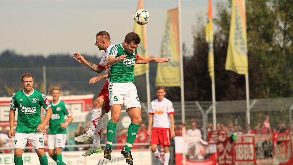Der Jahn kommt bei Schalding-Heining nicht über ein 0:0 hinaus. Der Jahn kommt bei Schalding-Heining nicht über ein 0:0 hinaus.