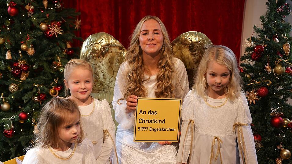 Schon jetzt sind rund 9.000 Briefe dort eingegangen. Schon jetzt sind rund 9.000 Briefe dort eingegangen.