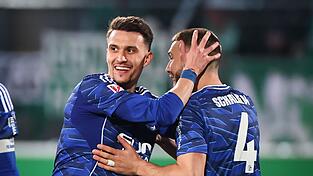 Dejan Ljubicic (l) traf spektakulär zum Ausgleich. Dejan Ljubicic (l) traf spektakulär zum Ausgleich.