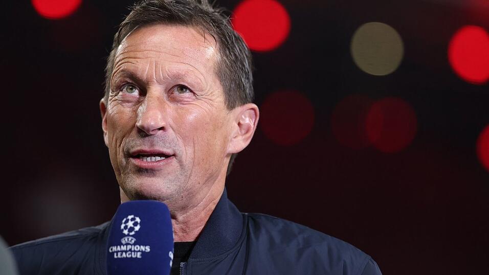 Roger Schmidt, Head of Global Soccer Red Bull, ist erstmals in neuer Funktion bei einem Spiel in Leipzig. Roger Schmidt, Head of Global Soccer Red Bull, ist erstmals in neuer Funktion bei einem Spiel in Leipzig.