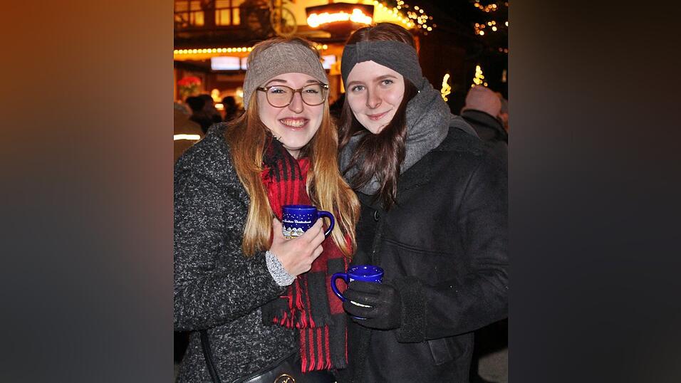 Der traditionelle Christkindlmarkt in Landshut z&auml;hlt zweifelsfrei zu den sch&ouml;nsten Bayerns. Daher pilgerten auch am Samstag, 15. Dezember, wieder etliche Besucher aus Nah und Fern zur Freyung.