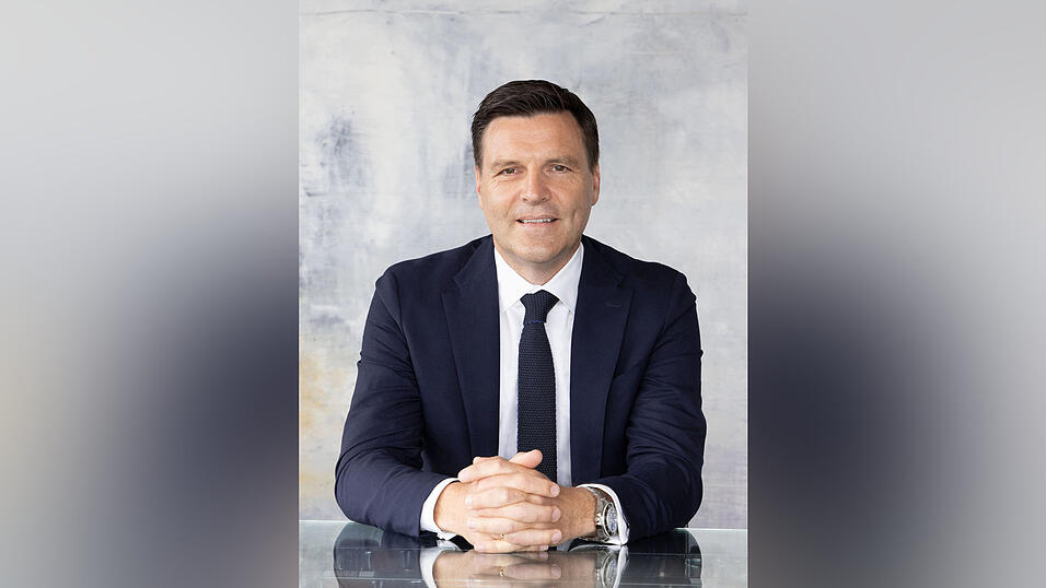 Vice-Chairman Stefan Brandl (links) ist ab sofort die rechte Hand von Firmenchef Fritz Dräxlmaier Vice-Chairman Stefan Brandl (links) ist ab sofort die rechte Hand von Firmenchef Fritz Dräxlmaier