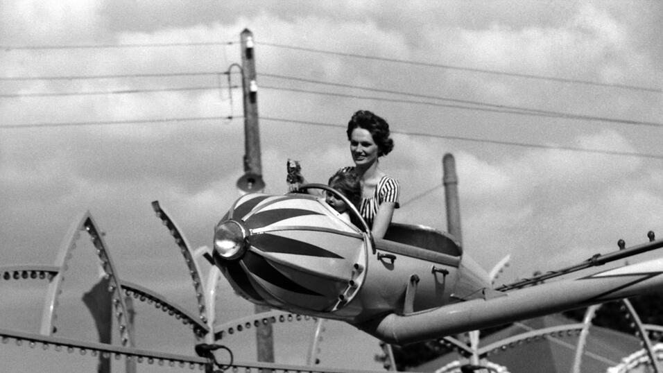 Start frei im Raketen-Karussell in den 60ern.