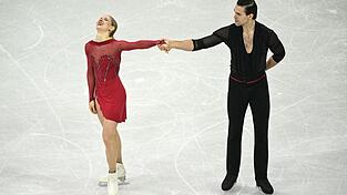 Starke Vorstellung: Minerva Hase und Nikita Volodin liegen nach dem Kurzprogramm in Führung. Starke Vorstellung: Minerva Hase und Nikita Volodin liegen nach dem Kurzprogramm in Führung.