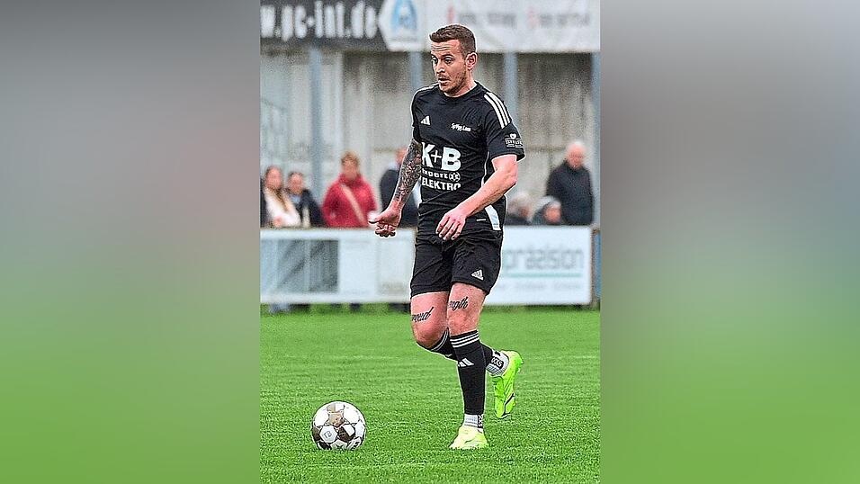 Der Einsatz von Christian Mühlbauer beim Pokalspiel in Bobingen ist fraglich. Der Einsatz von Christian Mühlbauer beim Pokalspiel in Bobingen ist fraglich.