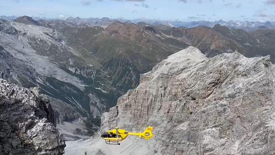 Bei dem Lawinenunglück im Ortlergebirge sind nach Angaben der italienischen Bergwacht fünf deutsche Bergsteiger ums Leben gekommen. (Archivbild)