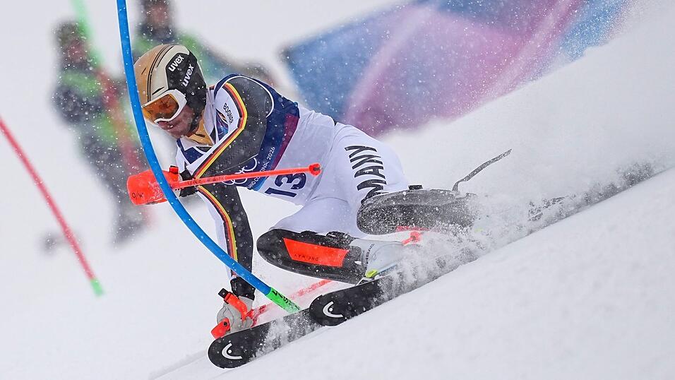 Linus Stra&szlig;er hat im Olympia-Slalom nur noch geringe Medaillenchancen.