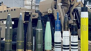 Panzer- und Artilleriegranaten des deutsch-französischen Rüstungskonzerns KNDS. Das Unternehmen plant für dieses Jahr den Börsengang. Panzer- und Artilleriegranaten des deutsch-französischen Rüstungskonzerns KNDS. Das Unternehmen plant für dieses Jahr den Börsengang.