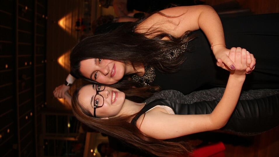 Die Bilder vom Abschlussball der Tanzschule Seidel in der Fraunhofer-Halle am 28. November. Die Bilder vom Abschlussball der Tanzschule Seidel in der Fraunhofer-Halle am 28. November.