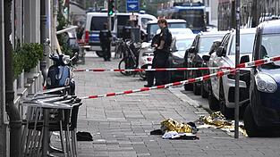 Das Gelände um den Ort des Geschehens wurde weiträumig abgesperrt. Das Gelände um den Ort des Geschehens wurde weiträumig abgesperrt.