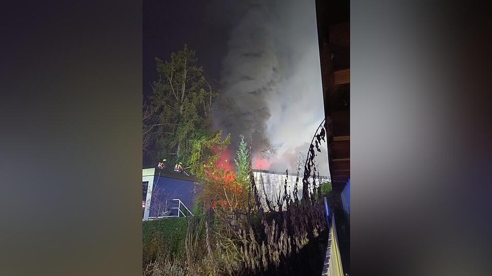 In Landshut brannte am Freitagmorgen ein Haus.