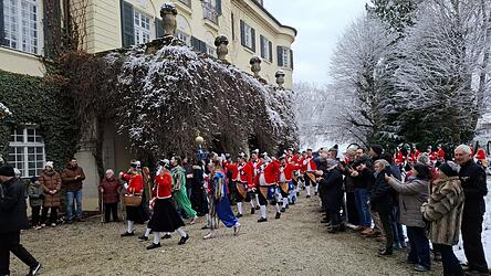 Einzug der Sch&auml;ffler im gr&auml;flichen Schloss zu Adldorf