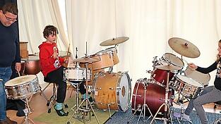 Musikprojekt mit der KMS an der Grund- und Mittelschule Rain.