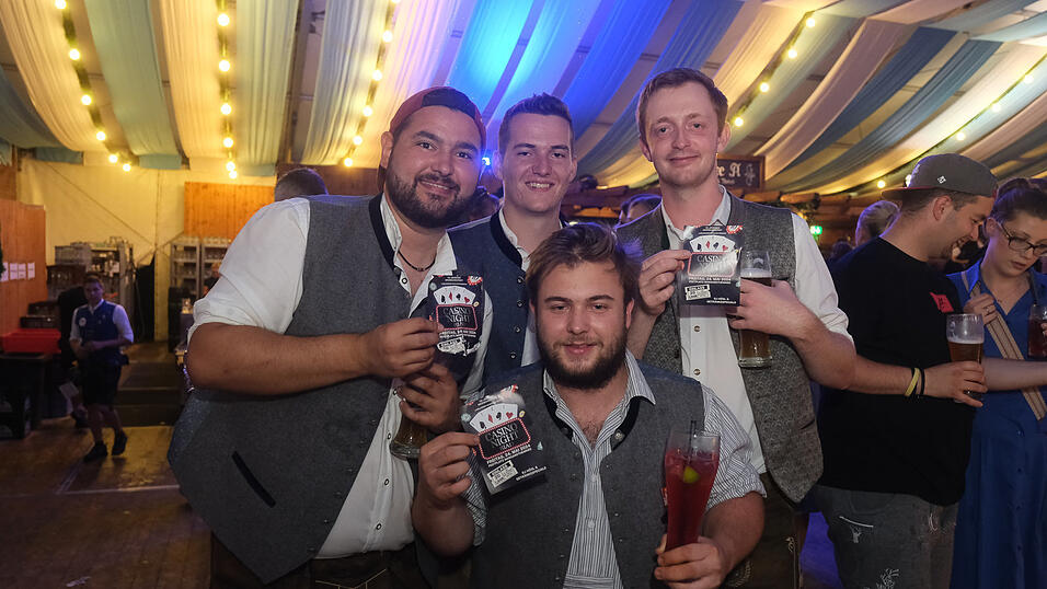 Die Partybilder vom Dienstag, 15. August 2023, aus dem Festzelt Wenisch. Die Partybilder vom Dienstag, 15. August 2023, aus dem Festzelt Wenisch.