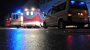 Im Stadtgebiet von Dietfurt ist in der Nacht zum Samstag eine 14-Jährige gestorben, weil bei ihr gesundheitliche Probleme auftraten. Im Stadtgebiet von Dietfurt ist in der Nacht zum Samstag eine 14-Jährige gestorben, weil bei ihr gesundheitliche Probleme auftraten.