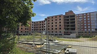 Die Baustelle rund um das ehemalige Internat ist seither eingestellt.