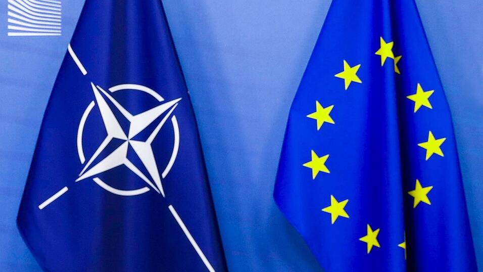 Nato und EU beraten über eine Reaktion auf den gescheiterten Drohnen-Angriff. (Archivfoto) Nato und EU beraten über eine Reaktion auf den gescheiterten Drohnen-Angriff. (Archivfoto)