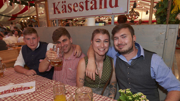 Die Partybilder vom Freitag, 12. August 2022, aus dem Festzelt Lechner.