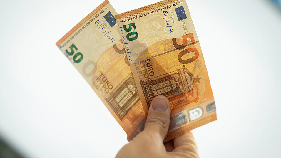 Der Mann versuchte mehrmals mit Falschgeld zu bezahlen. (Symbolbild)