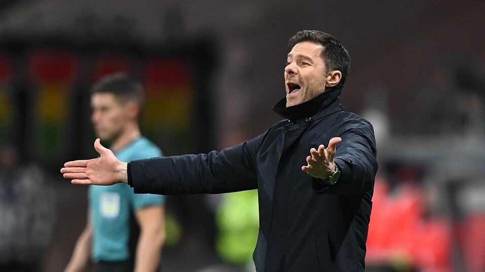 Leverkusens Trainer Xabi Alonso sah eine überzeugende Vorstellung seiner Mannschaft gegen Eintracht Frankfurt.
