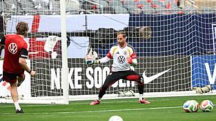 Oliver Baumann trainiert vor der WM-Generalprobe der Nationalmannschaft.