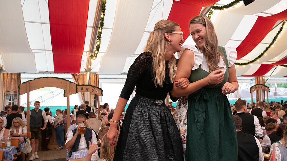 Die Partybilder vom Samstag, 16. August, aus dem Festzelt Greindl. Die Partybilder vom Samstag, 16. August, aus dem Festzelt Greindl.