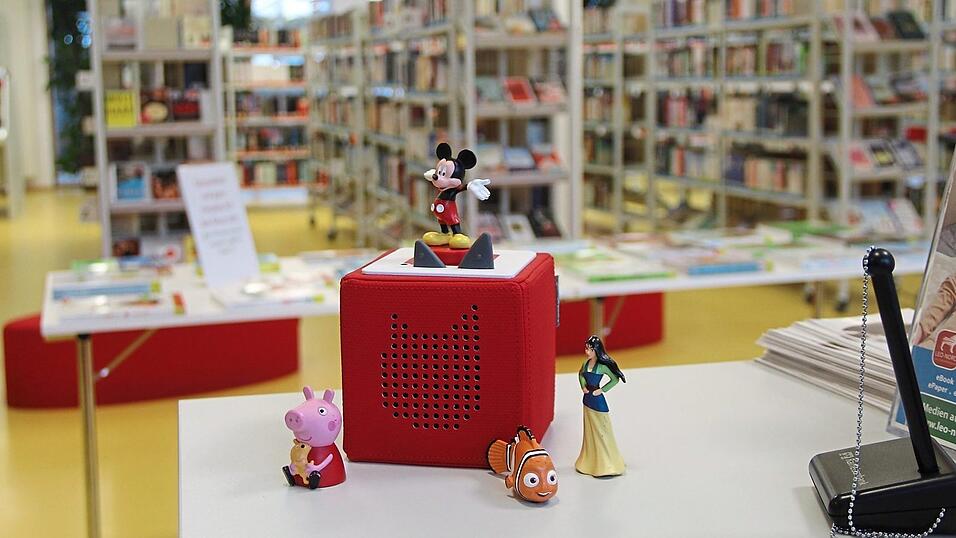 Ungebrochen ist der Ansturm auf die &bdquo;H&ouml;rboxen&ldquo; mit den Tonie-Figuren. &Auml;ltere und erwachsene Nutzer greifen hingegen zu den klassischen B&uuml;chern.