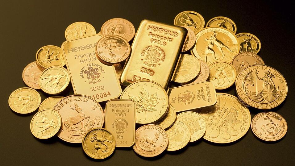 Eine Million Euro in Gold sollen drei Bauarbeiter in einer Wand in Plattling gefunden haben. Eine Million Euro in Gold sollen drei Bauarbeiter in einer Wand in Plattling gefunden haben.