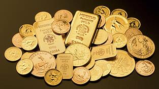 Eine Million Euro in Gold sollen drei Bauarbeiter in einer Wand in Plattling gefunden haben.