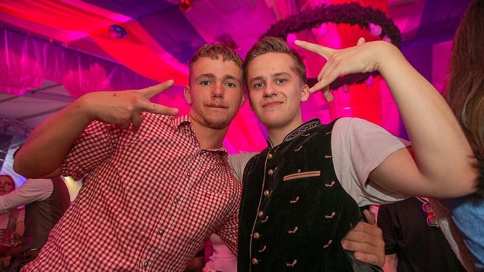 Die Partybilder vom Samstag, 13. August 2022, aus dem Festzelt Reisinger.