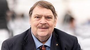 Der CSU-Politiker und frühere Europaabgeordnete Bernd Posselt ist Sprecher der Sudetendeutschen Volksgruppe. (Archivbild) Der CSU-Politiker und frühere Europaabgeordnete Bernd Posselt ist Sprecher der Sudetendeutschen Volksgruppe. (Archivbild)