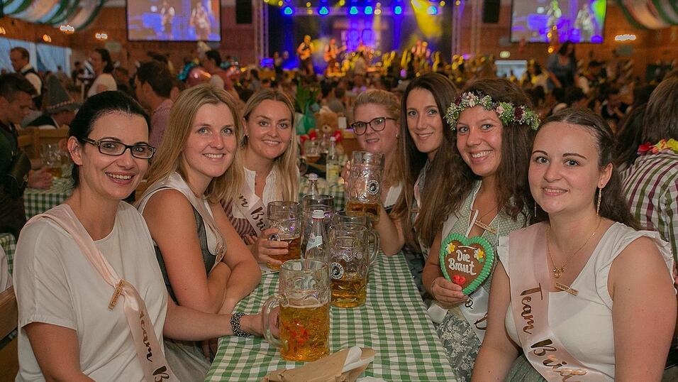 Die Partybilder von Montag, 15. August 2022, aus dem Festzelt Weckmann.