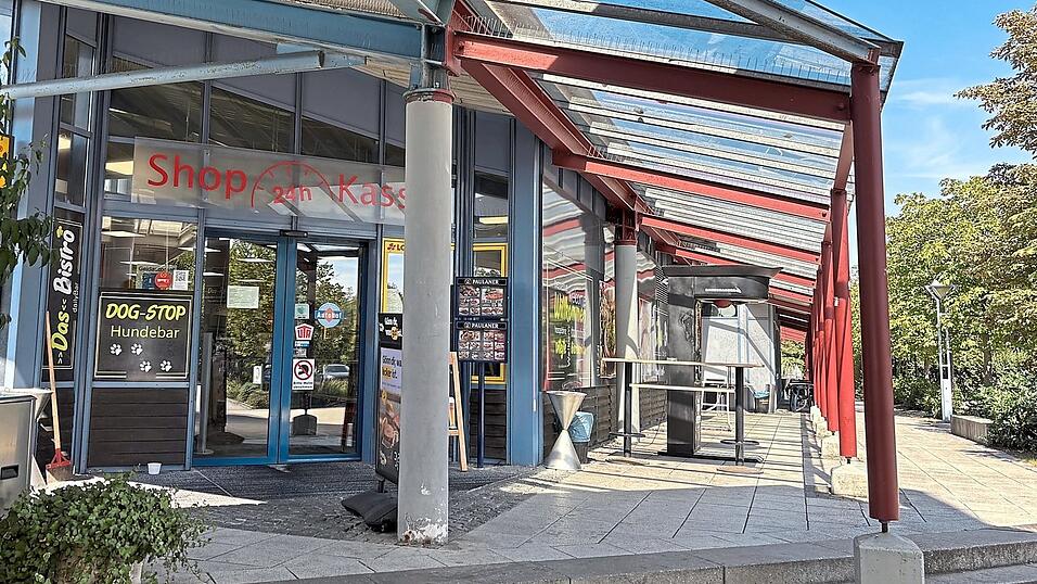 Einige hundert G&auml;ste betreten jeden Tag den Autohof.