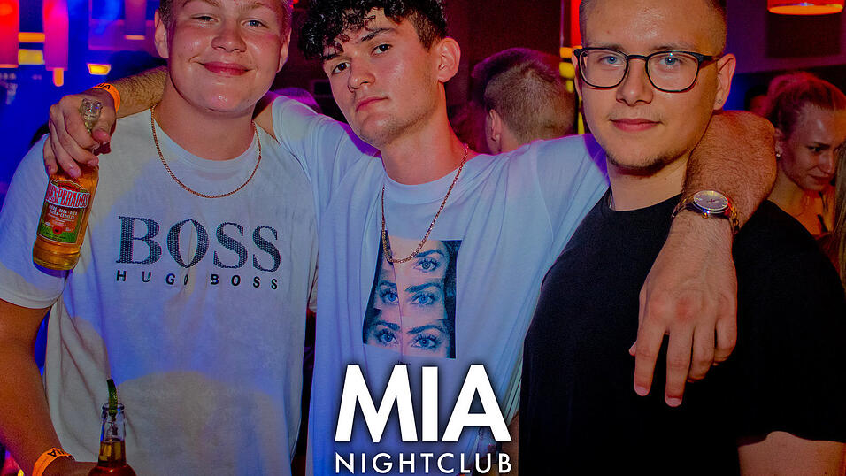 Beste Stimmung auf der Oberstufenparty im Mia Nightclub in Cham. Beste Stimmung auf der Oberstufenparty im Mia Nightclub in Cham.
