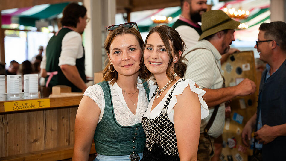 Die Partybilder vom Freitag, 14. August, aus dem Festzelt Weckmann. Die Partybilder vom Freitag, 14. August, aus dem Festzelt Weckmann.