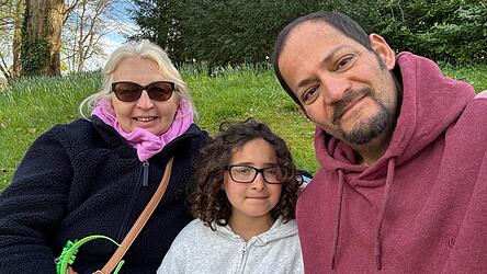 Adam Reininger (r.) hofft auf einen politischen Wandel in Ungarn.