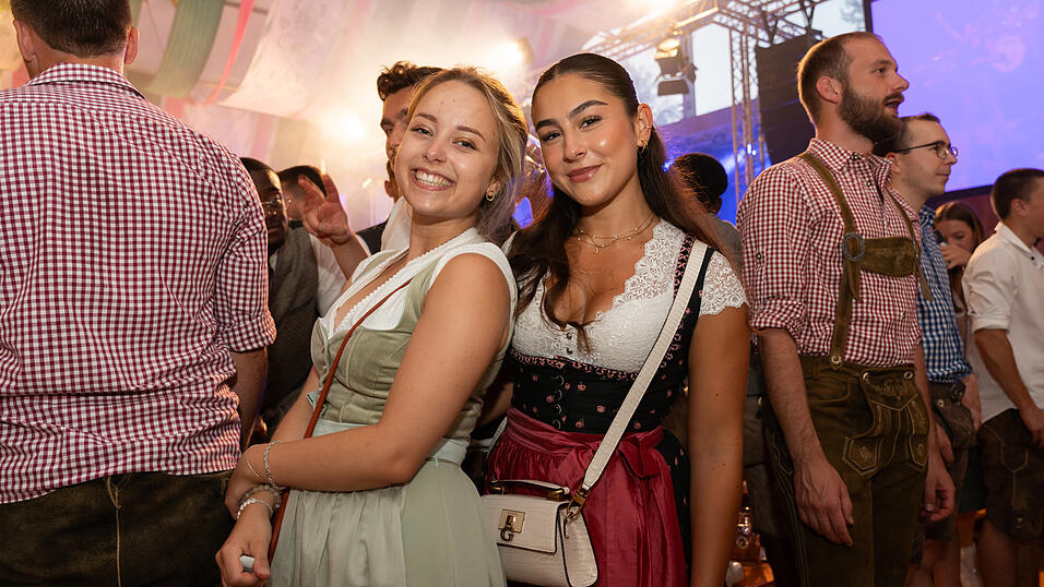 Die Partybilder vom Freitag, 16. August 2024, aus dem Festzelt Weckmann. Die Partybilder vom Freitag, 16. August 2024, aus dem Festzelt Weckmann.