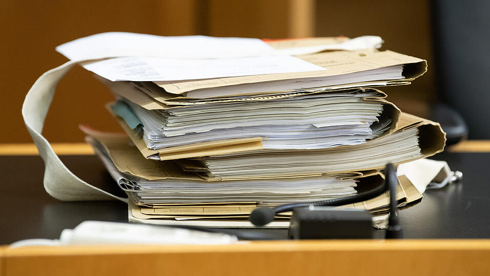 Die Staatsanwaltschaft hat Anklage gegen einen Immobilienunternehmer aus dem Bereich Deggendorf erhoben. (Symbolbild)