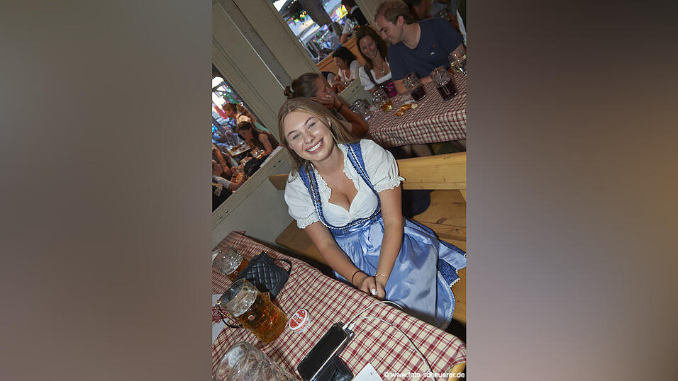 Die Partybilder von Dienstag, 16. August 2022, aus dem Festzelt Lechner.