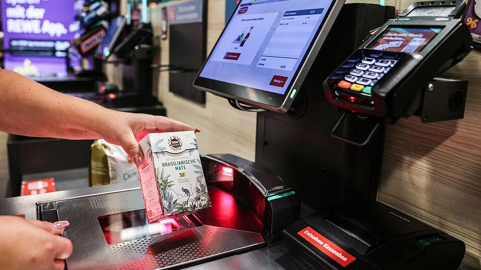 SB-Kassen sind im deutschen Einzelhandel inzwischen weit verbreitet. SB-Kassen sind im deutschen Einzelhandel inzwischen weit verbreitet.