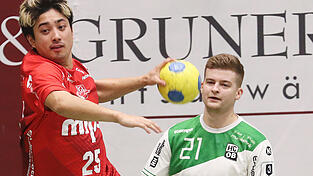 Der Japaner Ryuga 'Rudi' Fujita hat seine Grippe auskuriert und knöpft sich mit seinen TG-Teamkollegen am Samstag den Rangfünften Pfullingen im Sportzentrum West vor. Der Japaner Ryuga 'Rudi' Fujita hat seine Grippe auskuriert und knöpft sich mit seinen TG-Teamkollegen am Samstag den Rangfünften Pfullingen im Sportzentrum West vor.