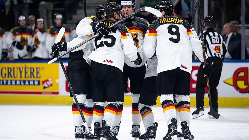 Das deutsche Eishockey-Team trat gegen die USA verbessert auf. Das deutsche Eishockey-Team trat gegen die USA verbessert auf.
