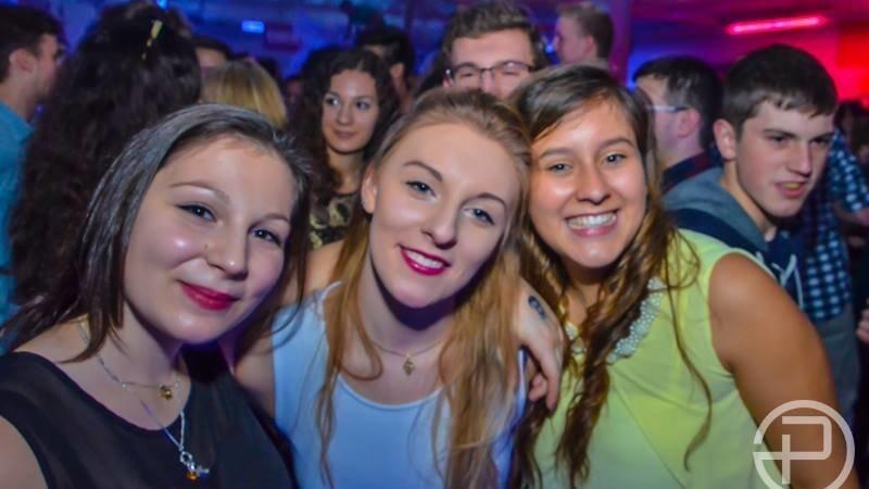 Gleich bei der Eröffnung platzte die neue Diskothek Peggy P. aus allen Nähten. Gleich bei der Eröffnung platzte die neue Diskothek Peggy P. aus allen Nähten.