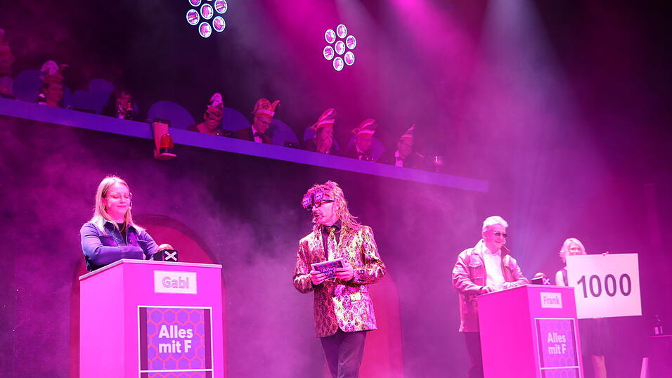 Eine Quizshow gab es auf der Stadthallenbühne zu sehen. Eine Quizshow gab es auf der Stadthallenbühne zu sehen.