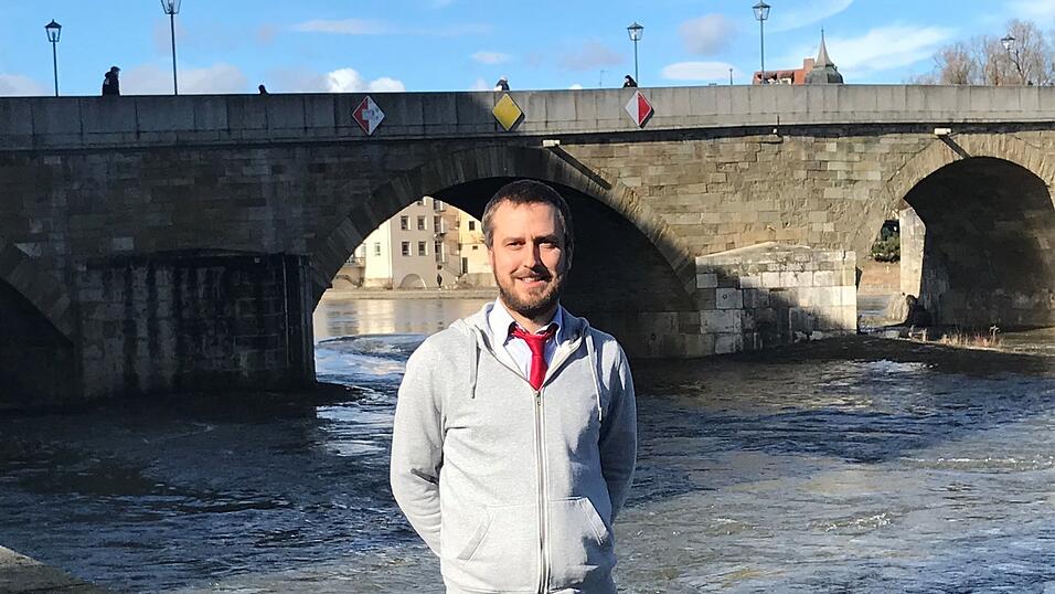 Ganz klar, die Steinerne Br&uuml;cke w&uuml;rde er wieder f&uuml;r den Verkehr freigeben, sagt Ingo Frank.