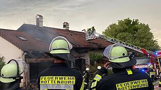 Die Feuerwehr Rottenburg im Einsatz. 