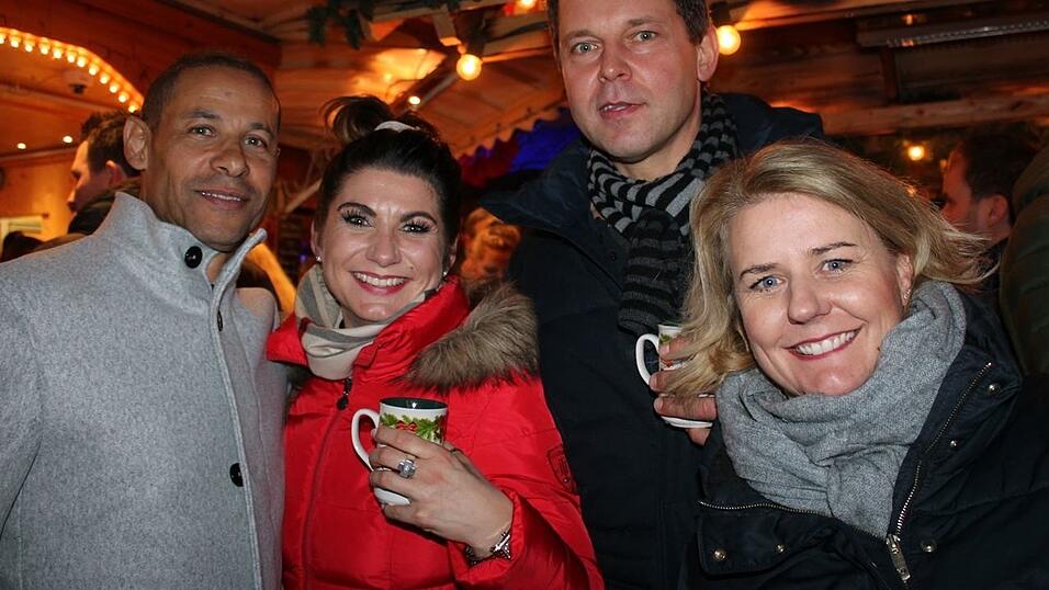 Bei einem schweren Unfall in der Gemeinde Frontenhausen sind zwei Menschen verletzt worden. Bei einem schweren Unfall in der Gemeinde Frontenhausen sind zwei Menschen verletzt worden.