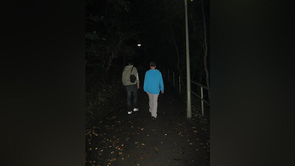 Rund 4000 Boarderfreunde feierten bei der Weltpremiere des neuesten Films von Isenseven, 'Let's go get lost' in M&uuml;nchen.