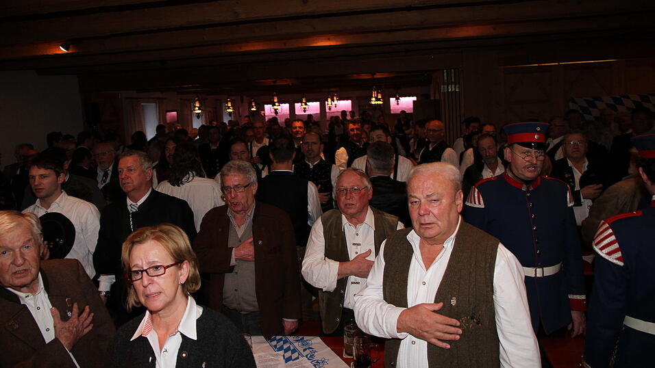 Zum 41. Mal trafen sich am Samstag Patrioten und Königstreue zum Winterpatriotentreffen. (Foto: Katharina Baumeister)